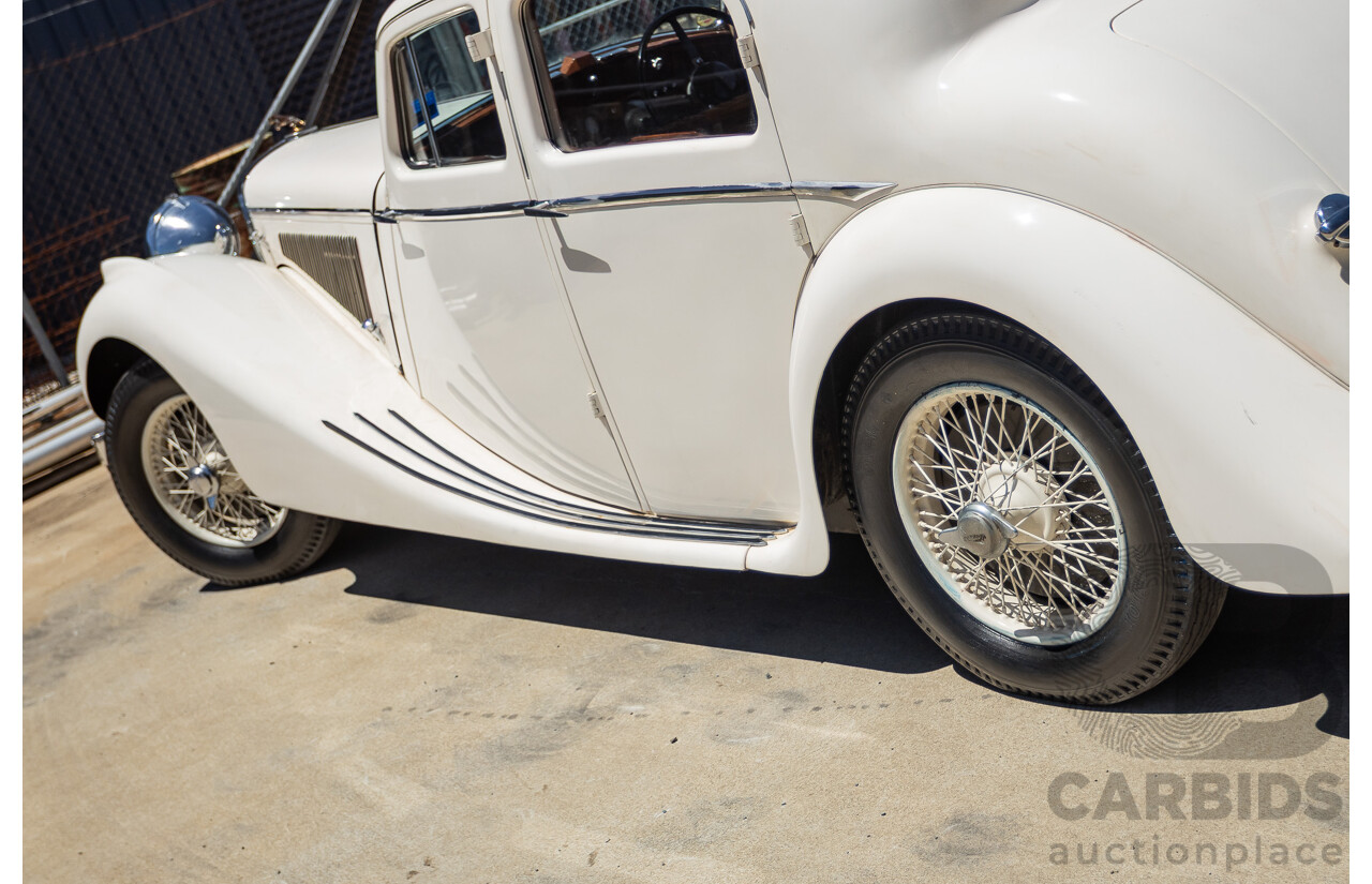 1947 Jaguar Mk IV Saloon White 3.5L