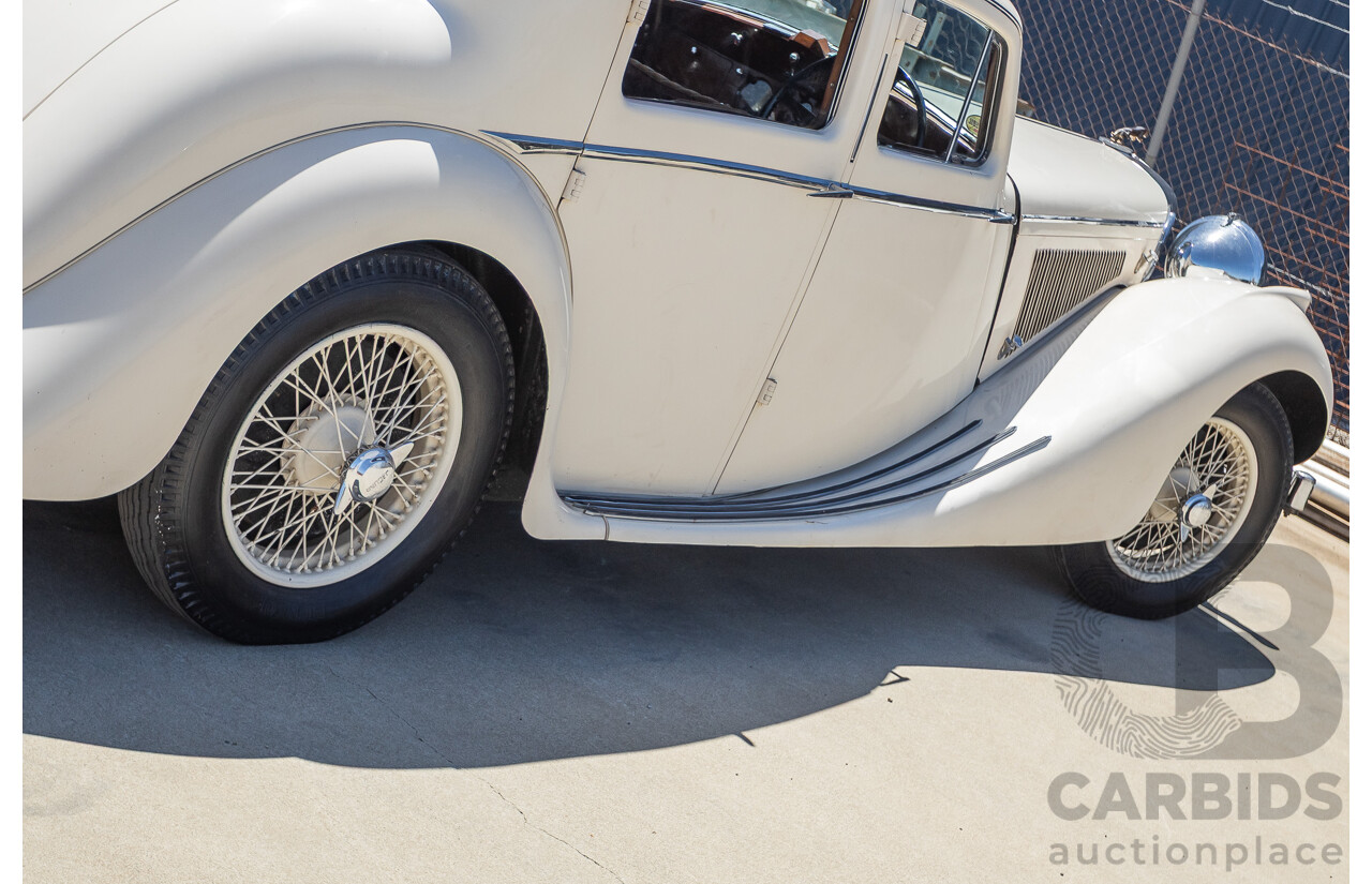 1947 Jaguar Mk IV Saloon White 3.5L