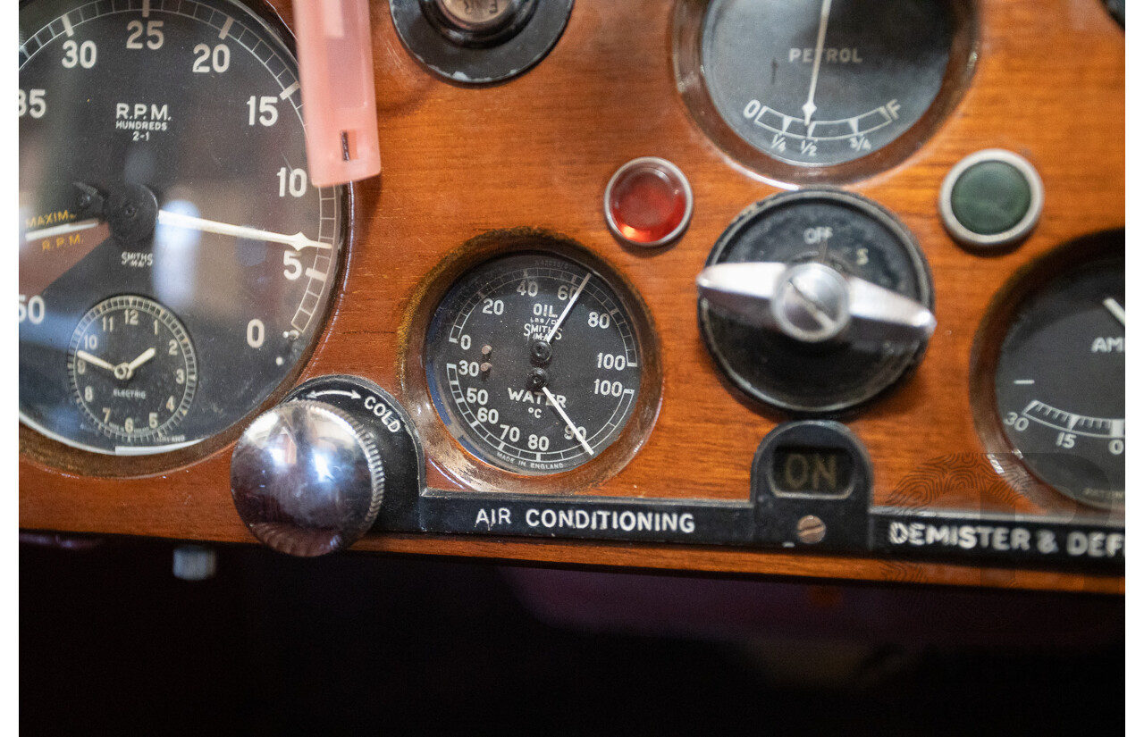 1947 Jaguar Mk IV Saloon White 3.5L