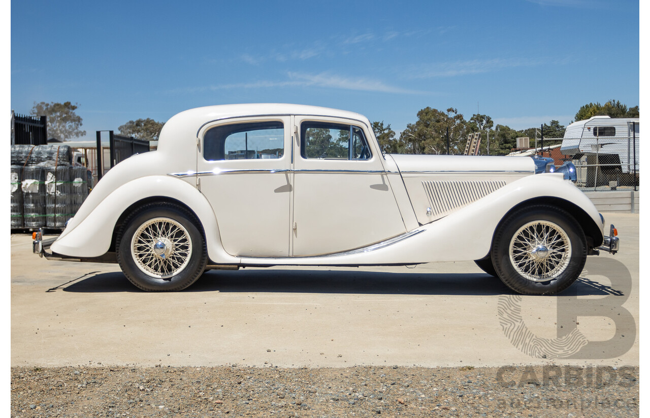 1947 Jaguar Mk IV Saloon White 3.5L