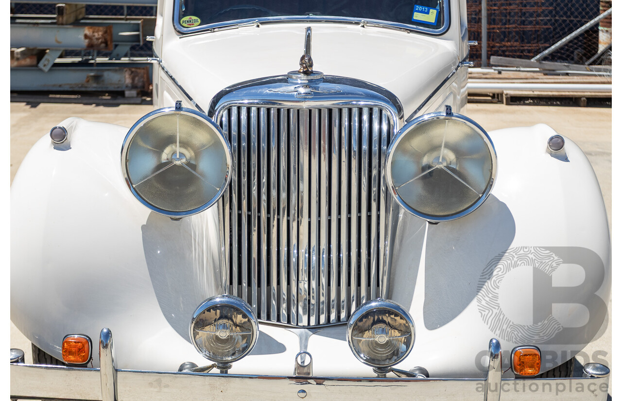 1947 Jaguar Mk IV Saloon White 3.5L