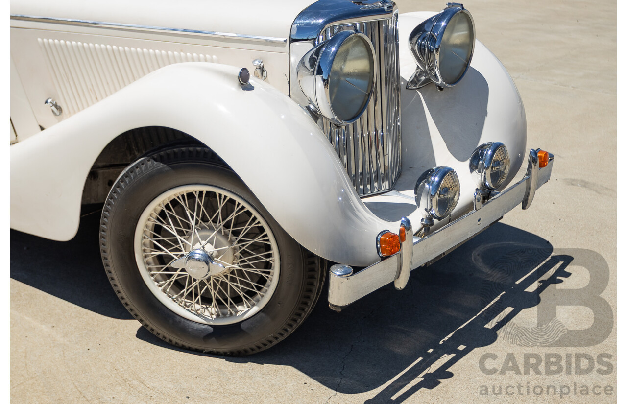 1947 Jaguar Mk IV Saloon White 3.5L