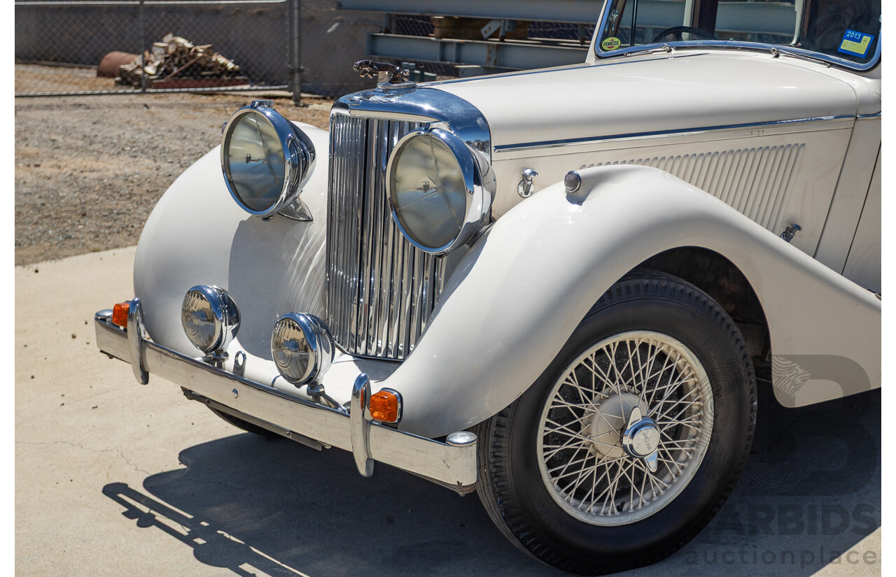 1947 Jaguar Mk IV Saloon White 3.5L