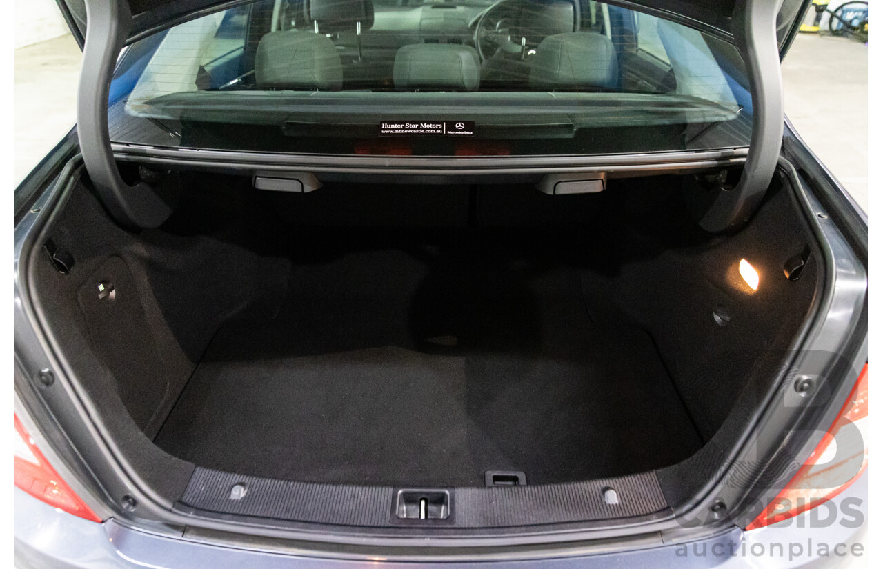 8/2009 Mercedes-Benz C200 Kompressor Classic W204 4d Sedan Tenorite Grey Metallic Supercharged 1.8L