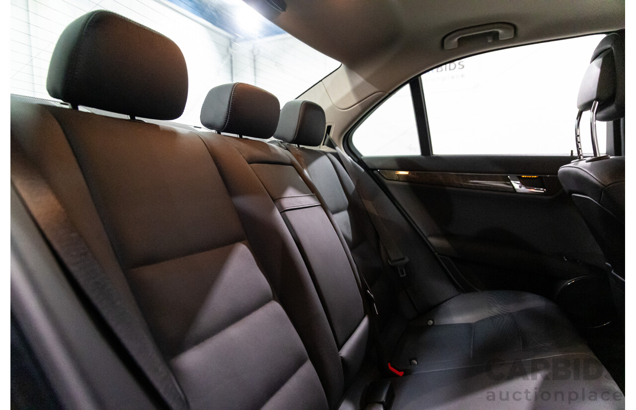 8/2009 Mercedes-Benz C200 Kompressor Classic W204 4d Sedan Tenorite Grey Metallic Supercharged 1.8L