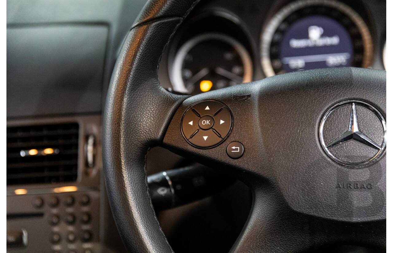 8/2009 Mercedes-Benz C200 Kompressor Classic W204 4d Sedan Tenorite Grey Metallic Supercharged 1.8L