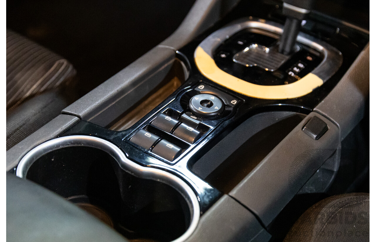 9/2010 Holden Commodore SV6 VE II 4d Sportwagon Heron White V6 3.6L