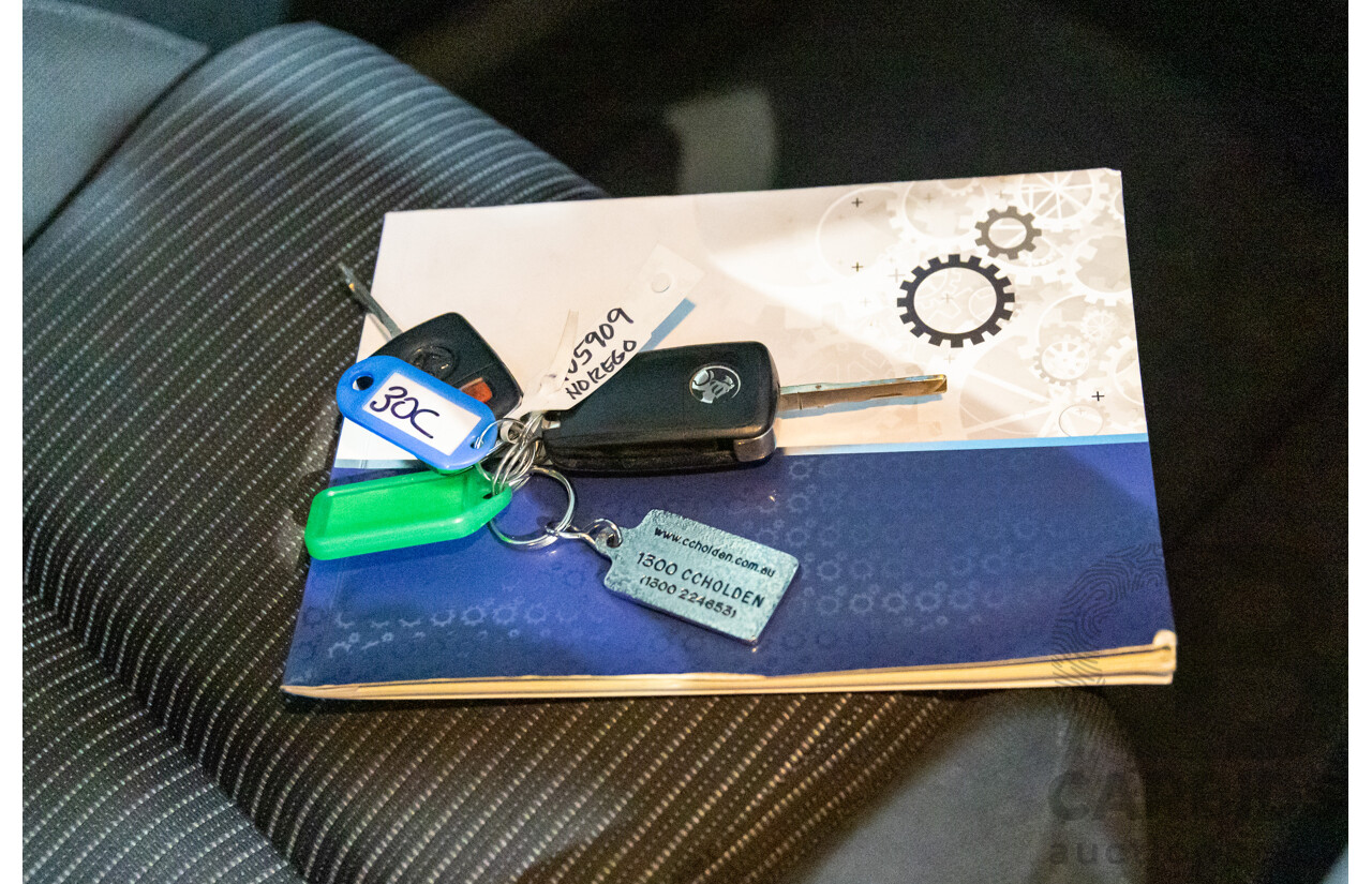 9/2010 Holden Commodore SV6 VE II 4d Sportwagon Heron White V6 3.6L