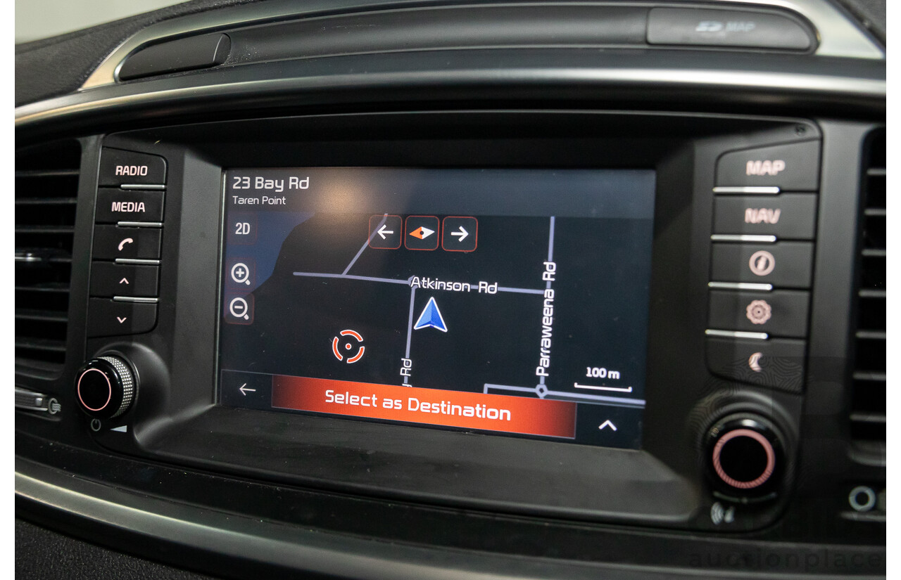 02/2017 Kia Sorento Platinum (AWD) UM MY17 4d Wagon Sparkling Silver Metallic Turbo Diesel 2.2L