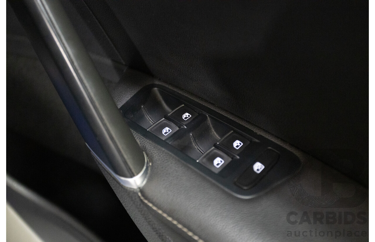 4/2016 Volkswagen Golf R (AWD) AU MY16 5D Hatchback Lapiz Blue Metallic Turbo 2.0L