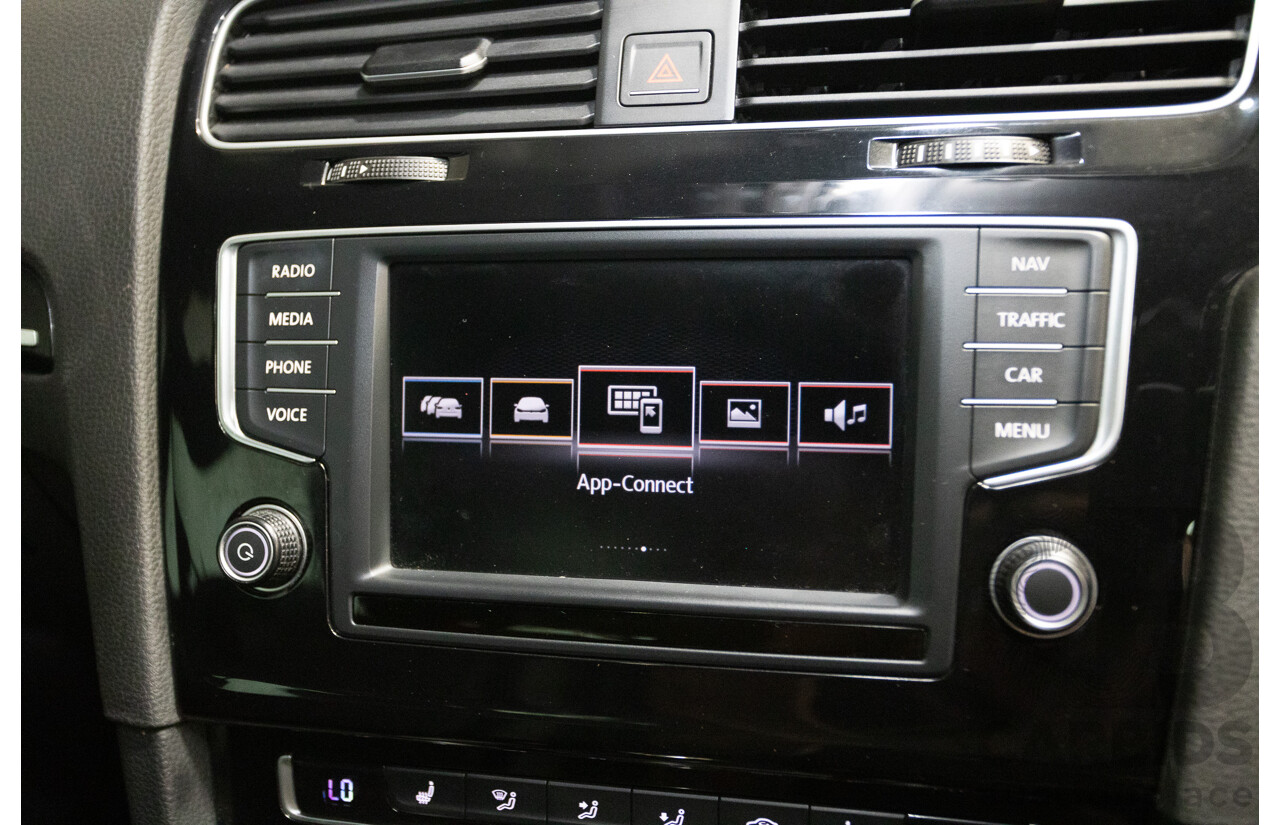 4/2016 Volkswagen Golf R (AWD) AU MY16 5D Hatchback Lapiz Blue Metallic Turbo 2.0L