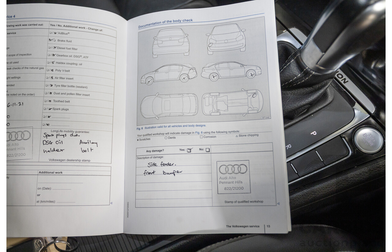 4/2016 Volkswagen Golf R (AWD) AU MY16 5D Hatchback Lapiz Blue Metallic Turbo 2.0L