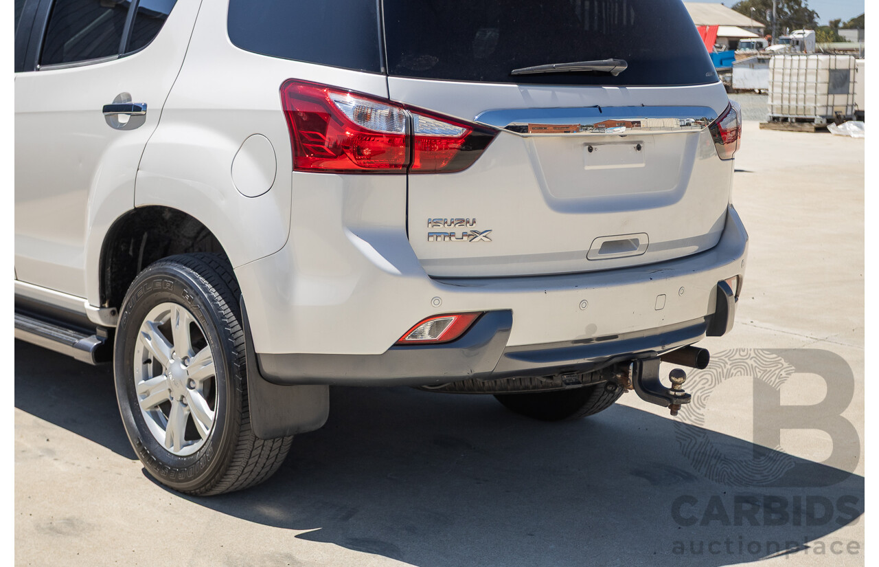 09/2015 Isuzu MU-X LS-U (4x4) UC MY15 4D Wagon Silky White Pearl Turbo Diesel 3.0L - 7 Seats
