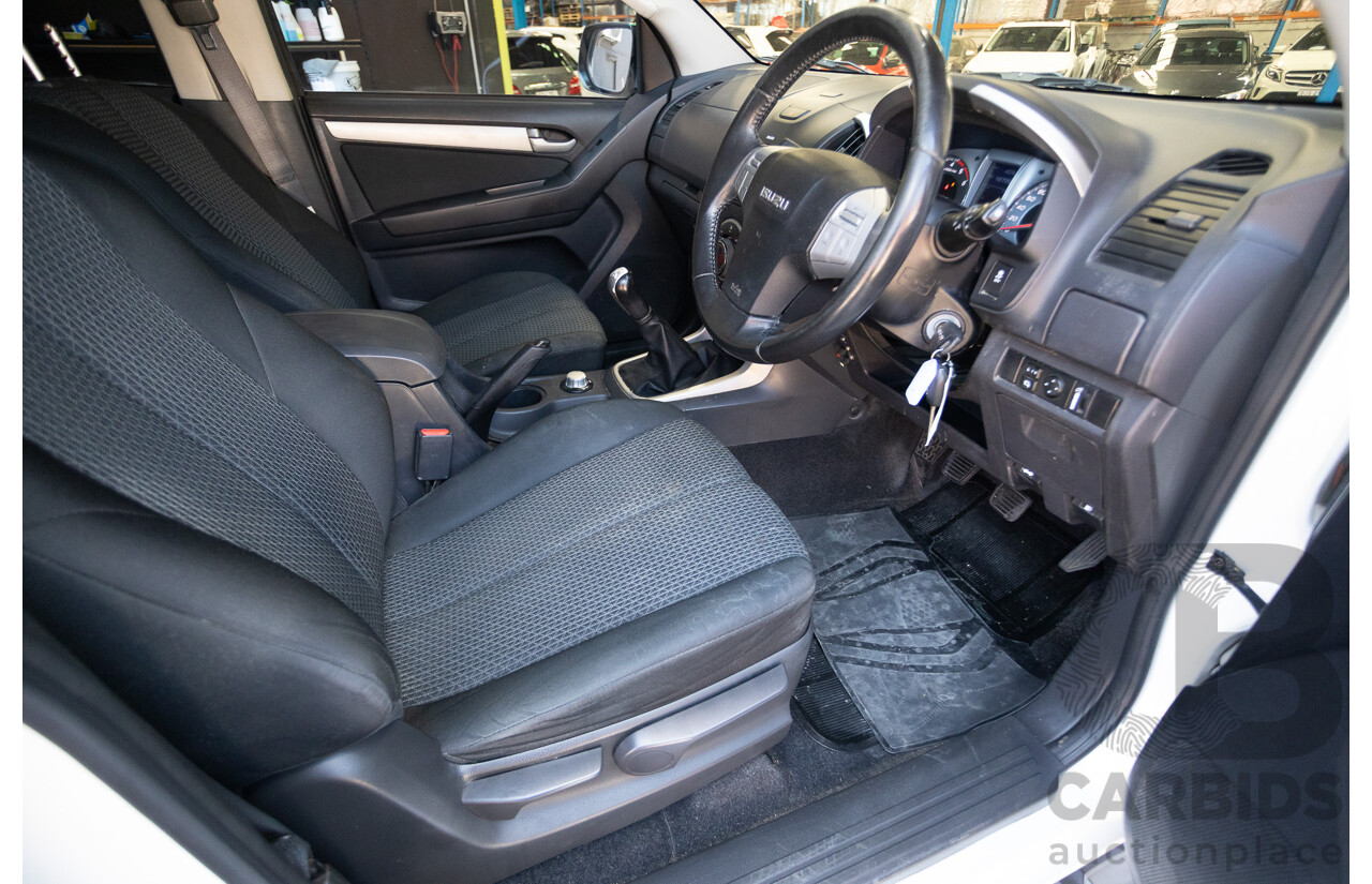 09/2015 Isuzu MU-X LS-U (4x4) UC MY15 4D Wagon Silky White Pearl Turbo Diesel 3.0L - 7 Seats