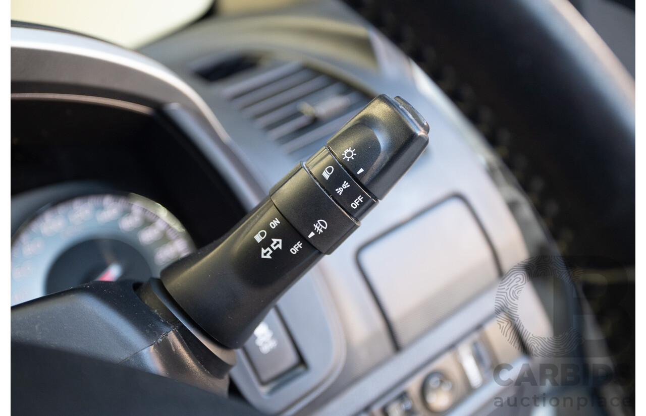 09/2015 Isuzu MU-X LS-U (4x4) UC MY15 4D Wagon Silky White Pearl Turbo Diesel 3.0L - 7 Seats