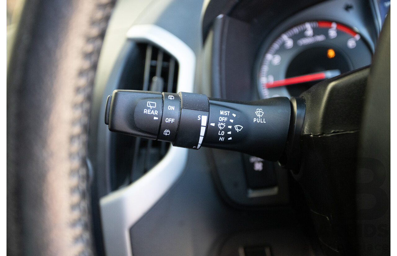 09/2015 Isuzu MU-X LS-U (4x4) UC MY15 4D Wagon Silky White Pearl Turbo Diesel 3.0L - 7 Seats