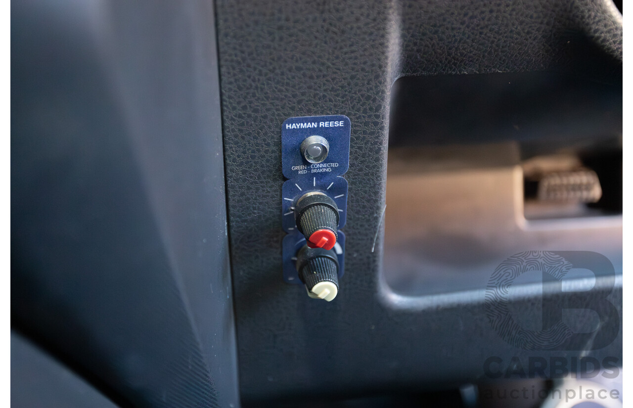 09/2015 Isuzu MU-X LS-U (4x4) UC MY15 4D Wagon Silky White Pearl Turbo Diesel 3.0L - 7 Seats