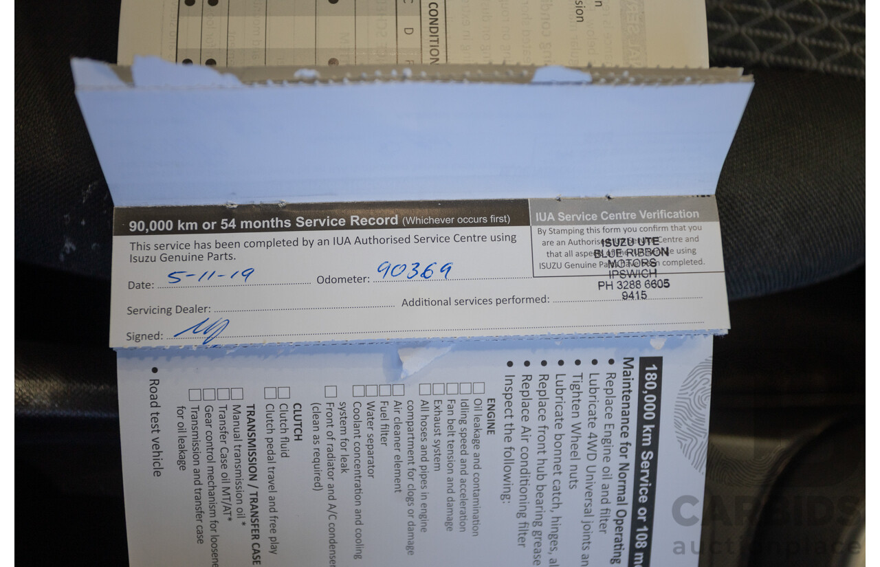 09/2015 Isuzu MU-X LS-U (4x4) UC MY15 4D Wagon Silky White Pearl Turbo Diesel 3.0L - 7 Seats