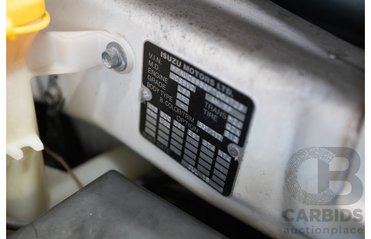 09/2015 Isuzu MU-X LS-U (4x4) UC MY15 4D Wagon Silky White Pearl Turbo Diesel 3.0L - 7 Seats