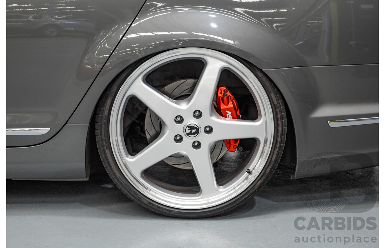 05/2012 Holden Special Vehicles (HSV) Grange Build No.219 WM3 MY12 4D Sedan Alto Grey V8 6.2L