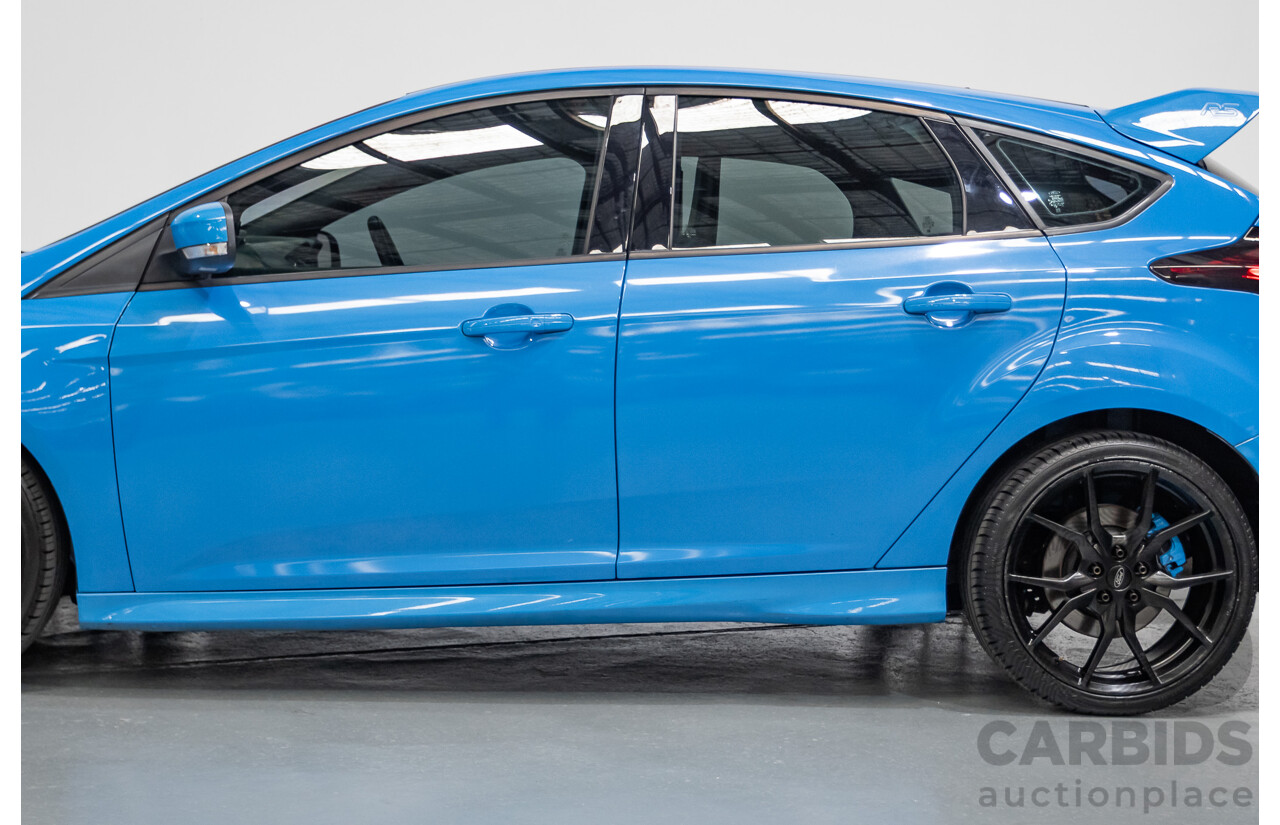 8/2016 Ford Focus RS (AWD) LZ 5D Hatchback Nitrous Blue Pearl Turbo 2.3L