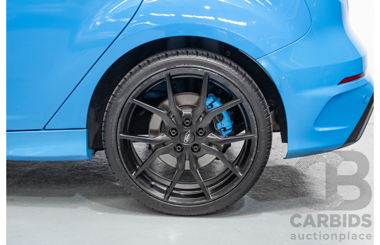 8/2016 Ford Focus RS (AWD) LZ 5D Hatchback Nitrous Blue Pearl Turbo 2.3L