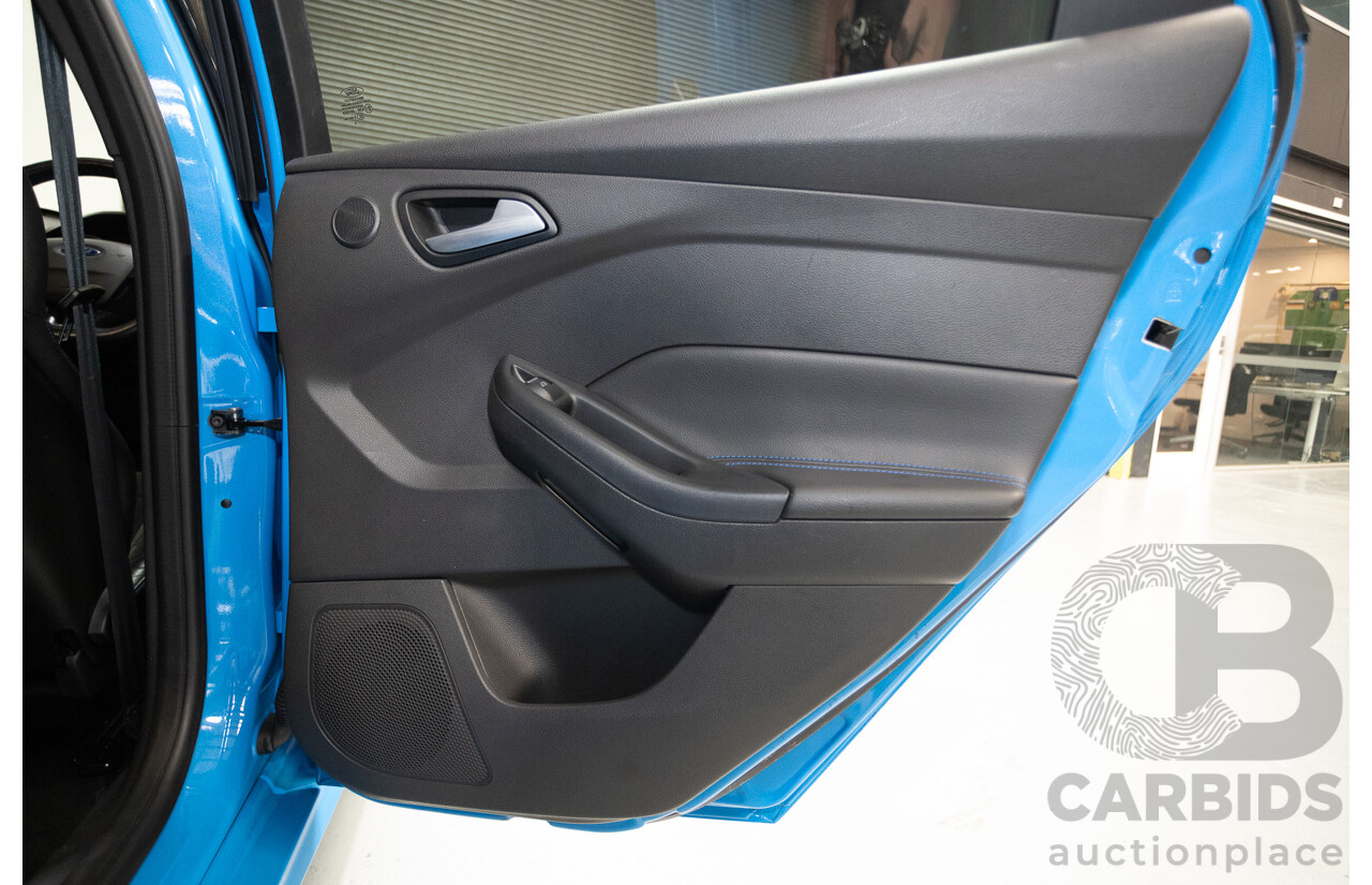 8/2016 Ford Focus RS (AWD) LZ 5D Hatchback Nitrous Blue Pearl Turbo 2.3L