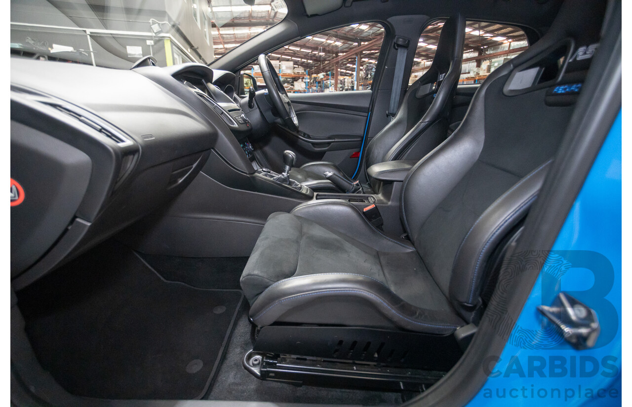 8/2016 Ford Focus RS (AWD) LZ 5D Hatchback Nitrous Blue Pearl Turbo 2.3L