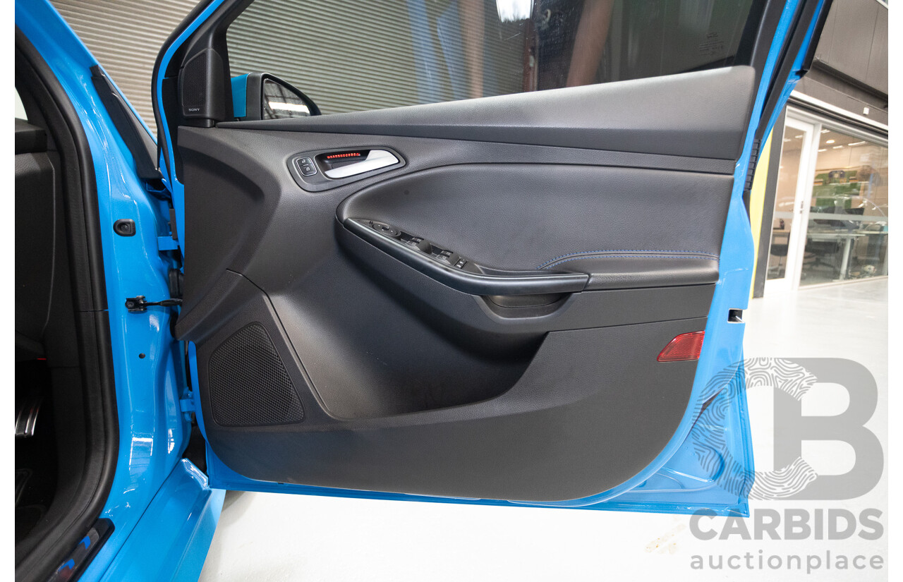 8/2016 Ford Focus RS (AWD) LZ 5D Hatchback Nitrous Blue Pearl Turbo 2.3L