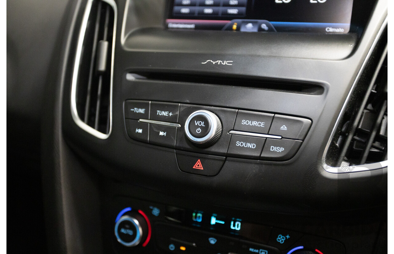 8/2016 Ford Focus RS (AWD) LZ 5D Hatchback Nitrous Blue Pearl Turbo 2.3L