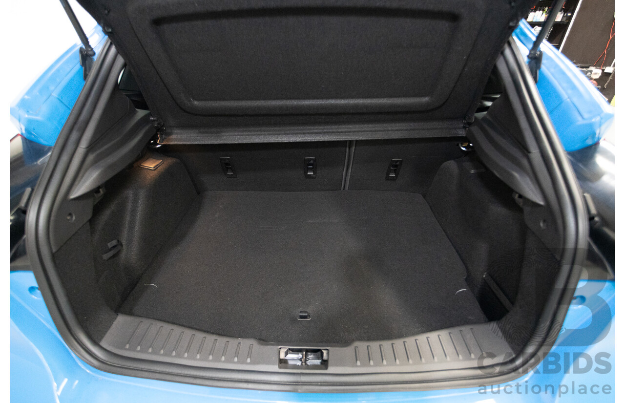 8/2016 Ford Focus RS (AWD) LZ 5D Hatchback Nitrous Blue Pearl Turbo 2.3L
