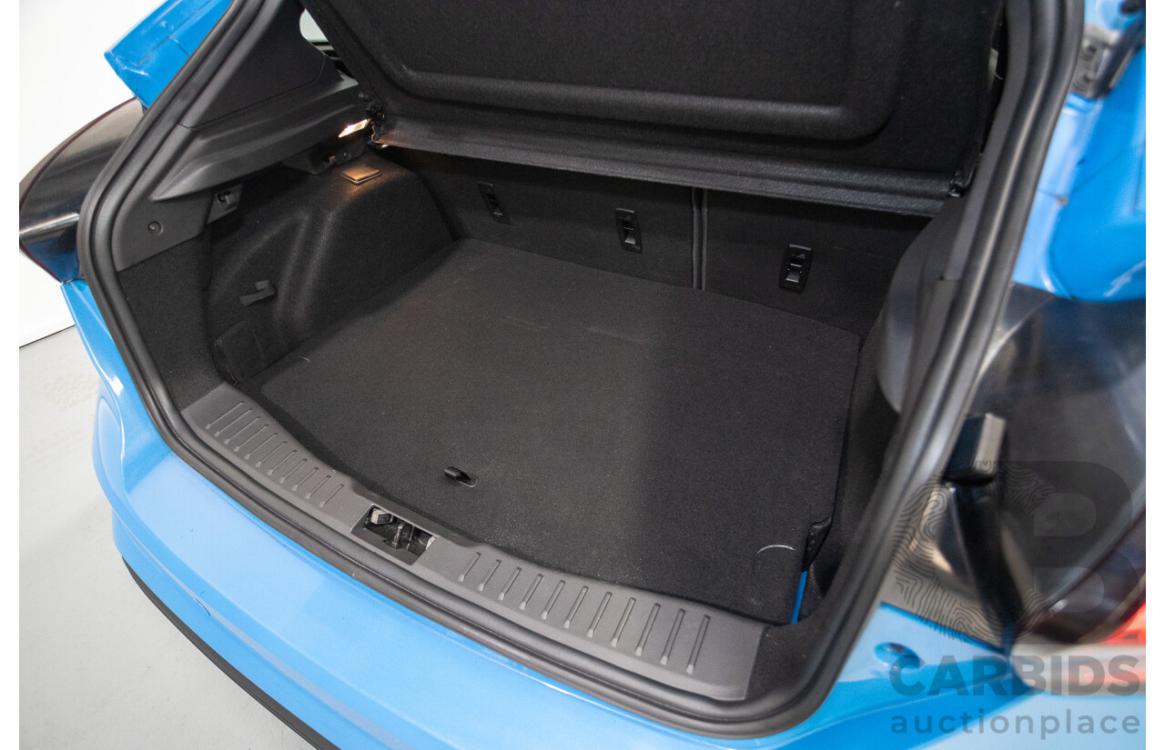 8/2016 Ford Focus RS (AWD) LZ 5D Hatchback Nitrous Blue Pearl Turbo 2.3L