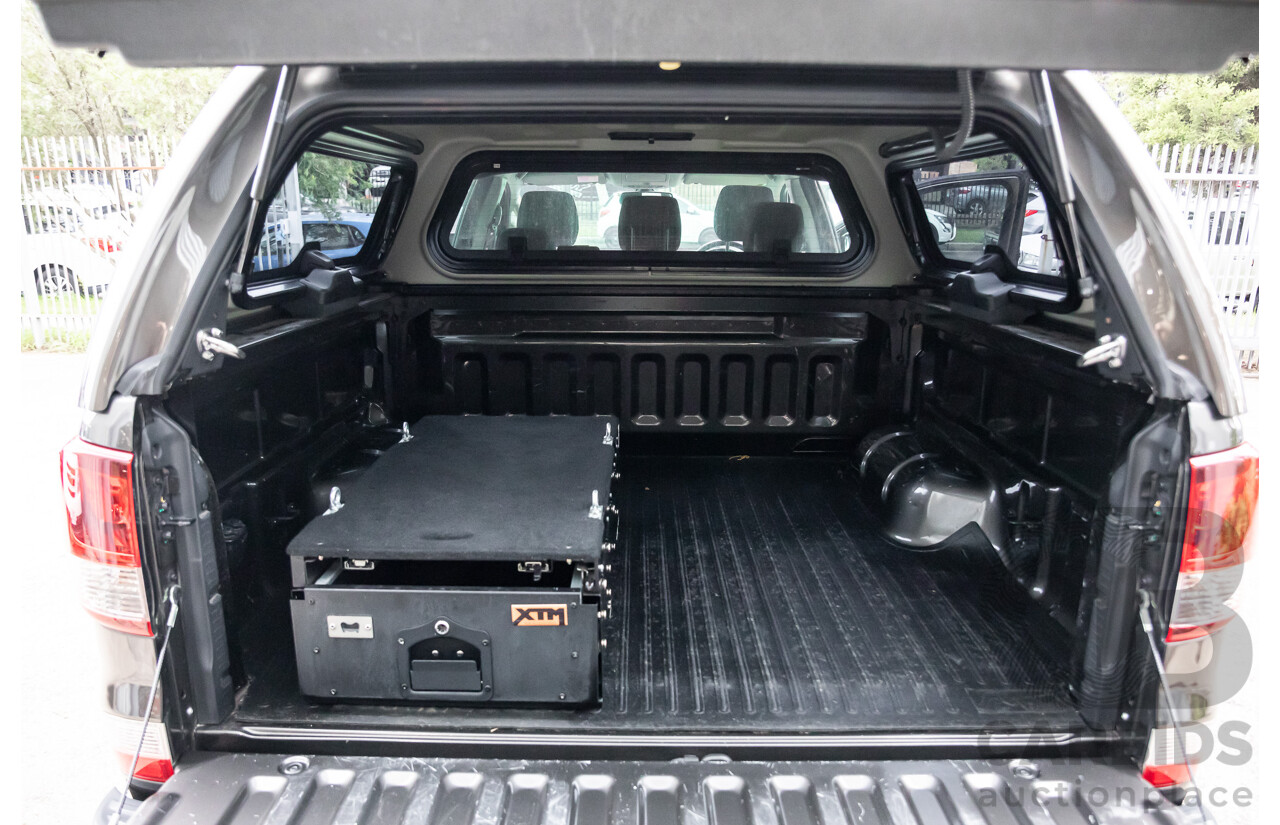 12/2015 Mazda BT-50 XTR (4x4) MY16 Dual Cab Utility Desert Bronze Metallic Turbo Diesel 3.2L