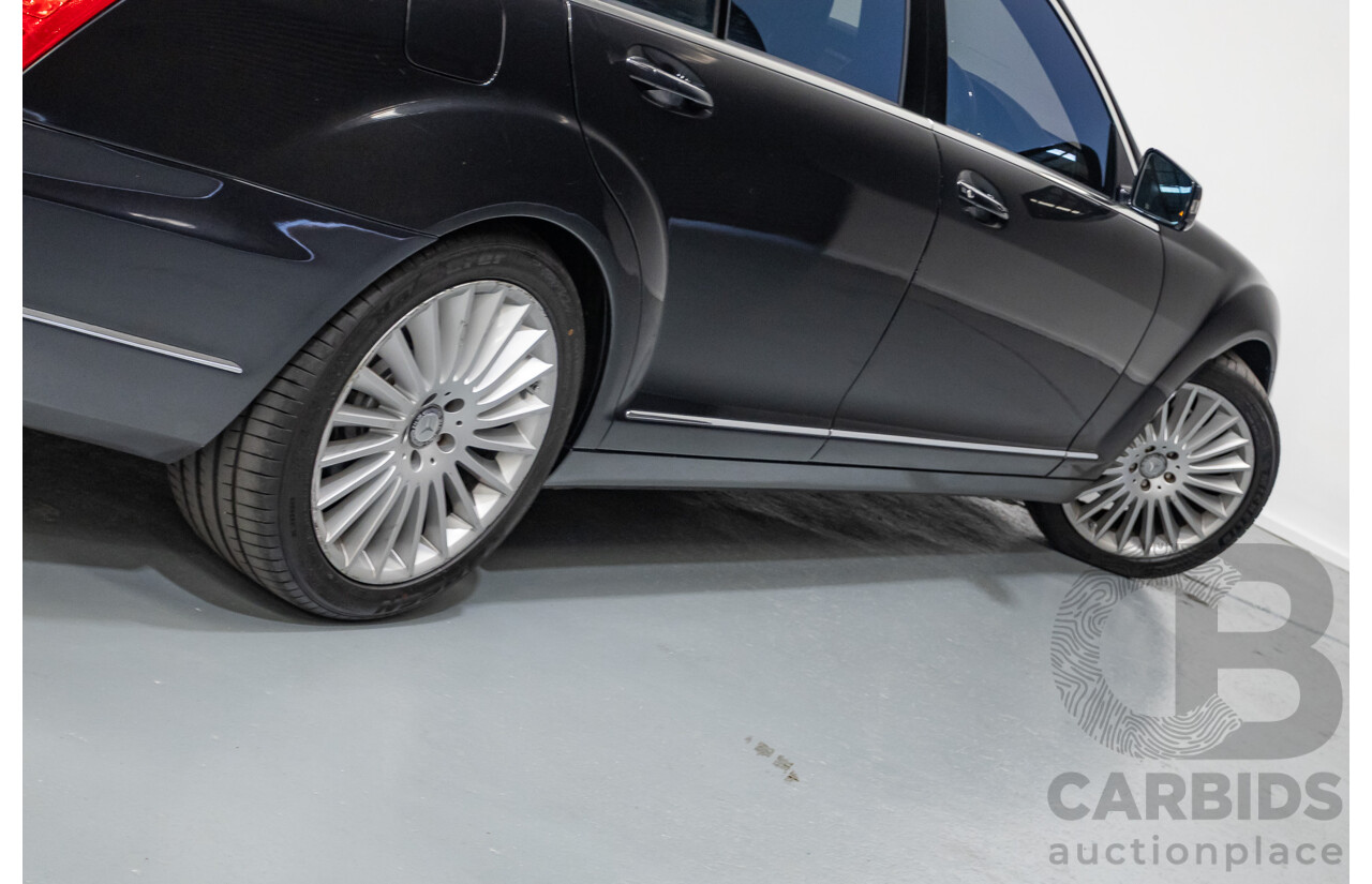 11/2010 Mercedes-Benz S350 221 09 Upgrade 4D Sedan Chromit Majestic Black Metallic V6 3.5L
