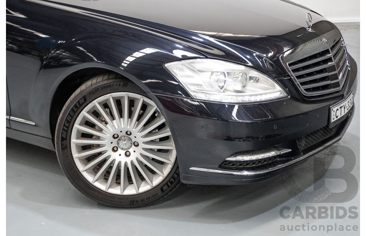 11/2010 Mercedes-Benz S350 221 09 Upgrade 4D Sedan Chromit Majestic Black Metallic V6 3.5L