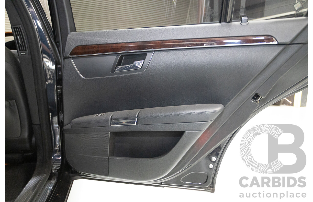 11/2010 Mercedes-Benz S350 221 09 Upgrade 4D Sedan Chromit Majestic Black Metallic V6 3.5L