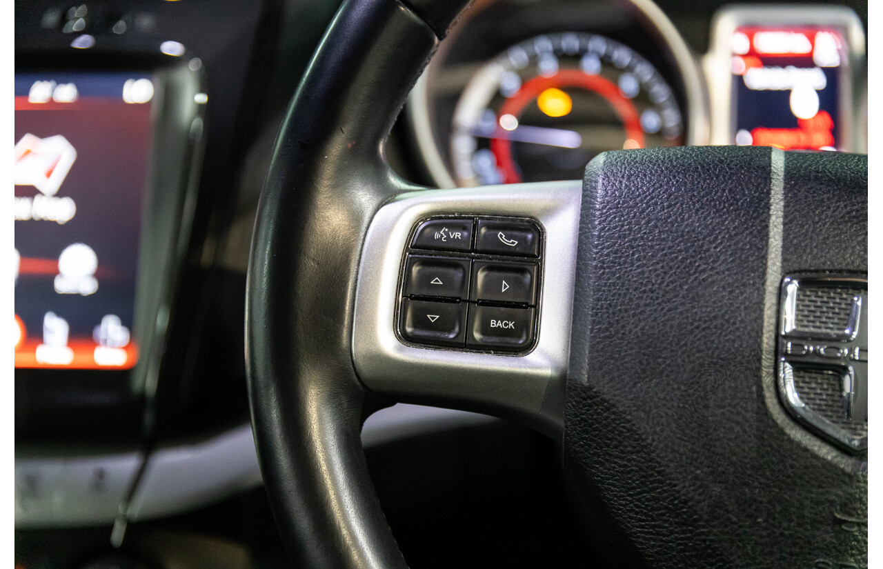 11/2013 Dodge Journey R/T JC MY13 4d Wagon Brilliant Black Pearl V6 3.6L