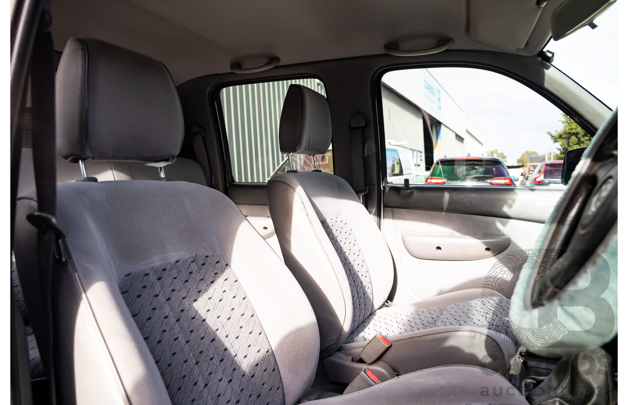 3/2004 Mazda B2600 Bravo DX (4x4) Dual Cab P/Up Silver Metallic 2.6L