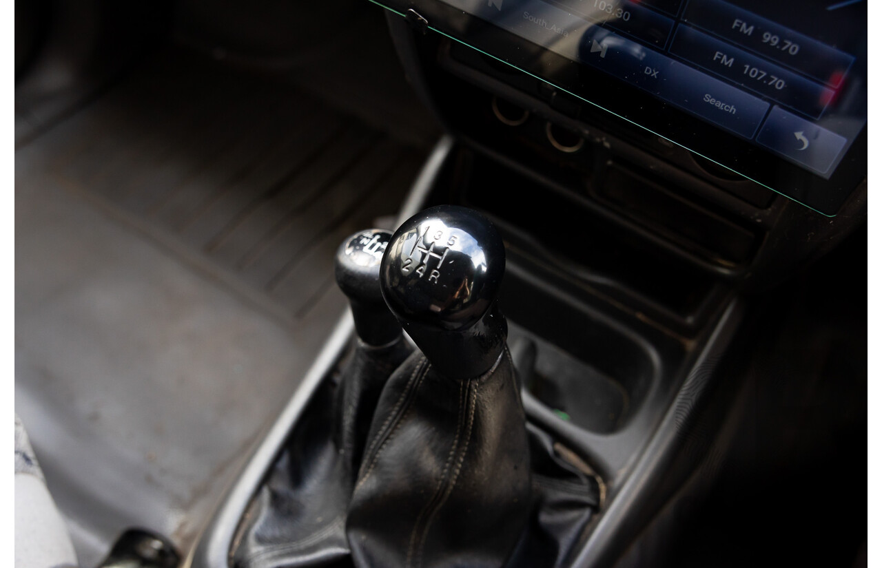 3/2004 Mazda B2600 Bravo DX (4x4) Dual Cab P/Up Silver Metallic 2.6L