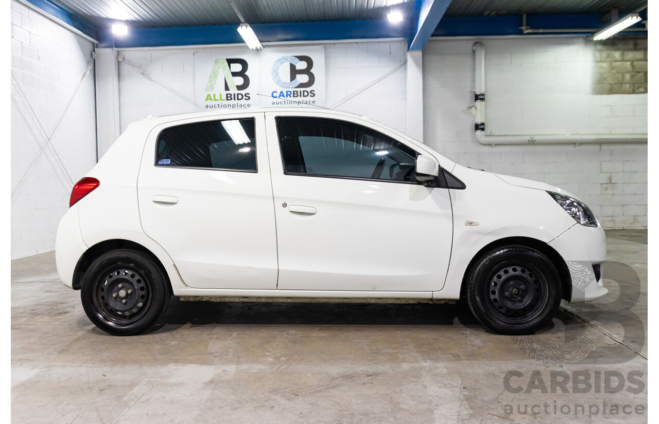 8/2013 Mitsubishi Mirage ES LA 5d Hatchback White 1.2L