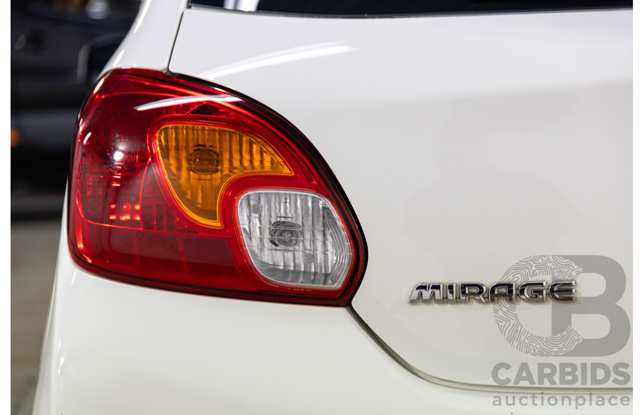 8/2013 Mitsubishi Mirage ES LA 5d Hatchback White 1.2L