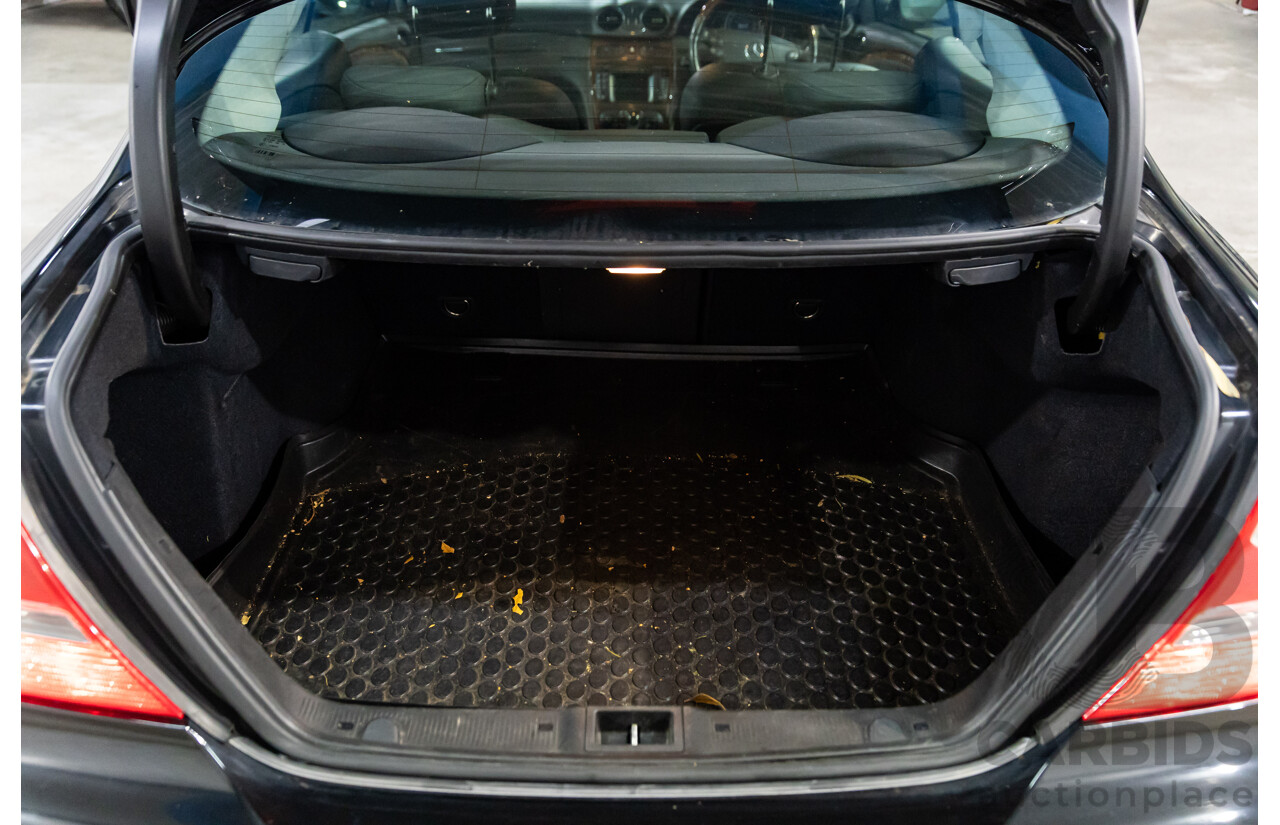 11/2003 Mercedes-Benz CLK 320 Elegance C209 2d Coupe Obsidian Black Metallic V6 3.2L