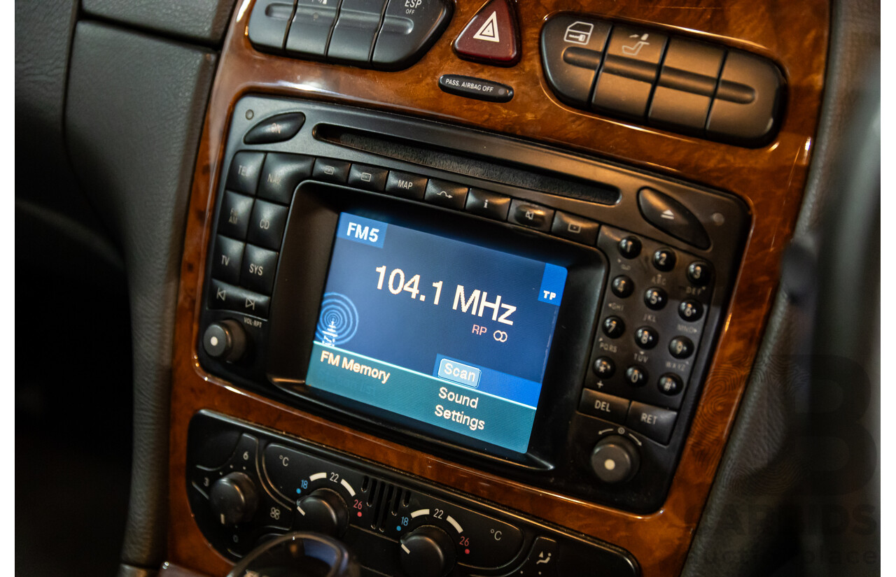 11/2003 Mercedes-Benz CLK 320 Elegance C209 2d Coupe Obsidian Black Metallic V6 3.2L