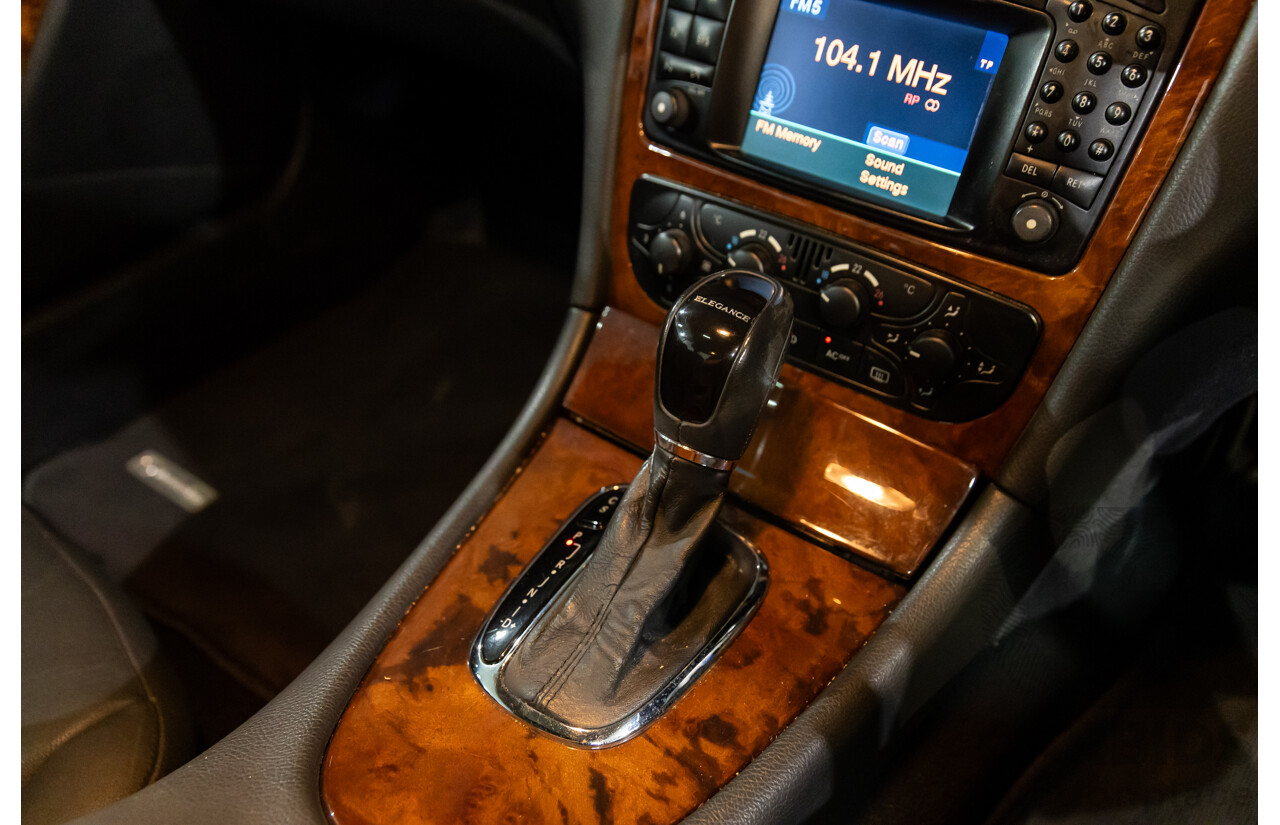 11/2003 Mercedes-Benz CLK 320 Elegance C209 2d Coupe Obsidian Black Metallic V6 3.2L