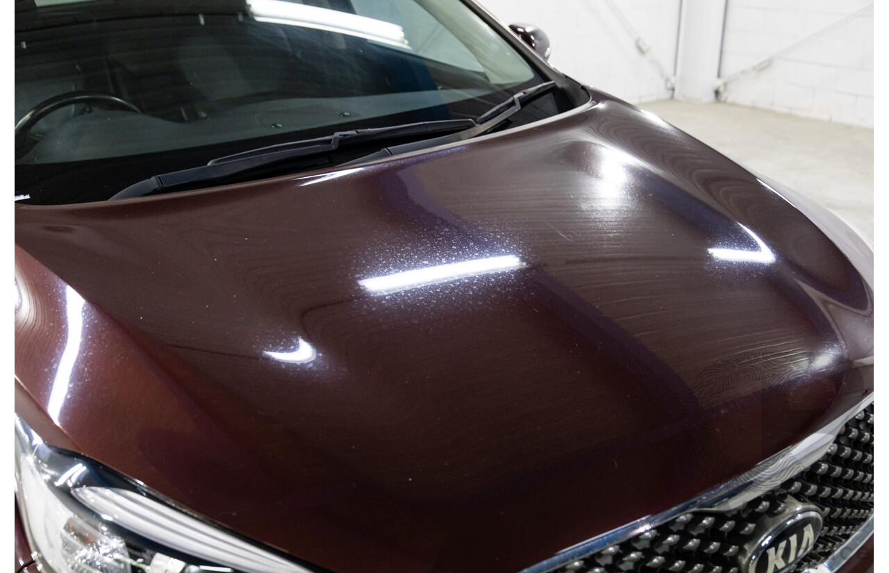 8/2015 Kia Sorento SLi (4x2) UM 4D Wagon Sunset Red Metallic V6 3.3L