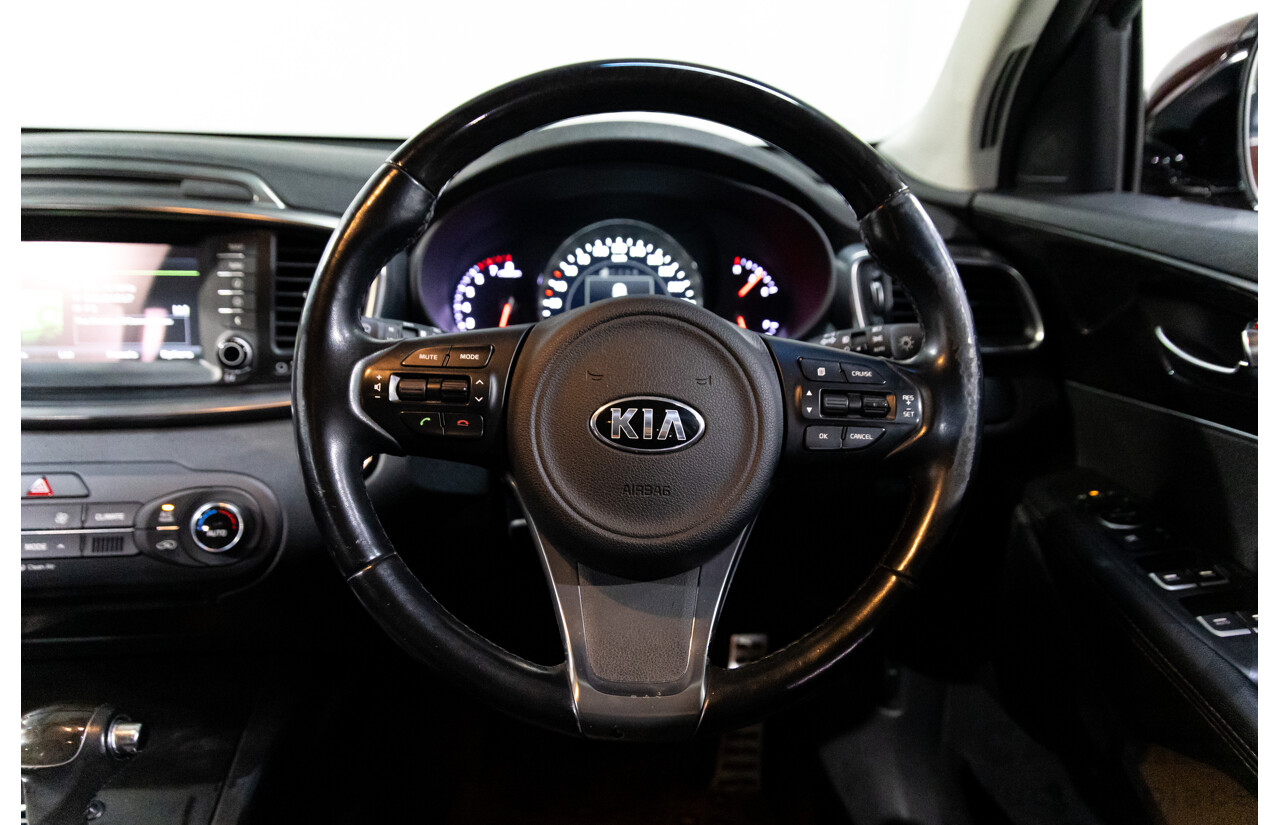 8/2015 Kia Sorento SLi (4x2) UM 4D Wagon Sunset Red Metallic V6 3.3L