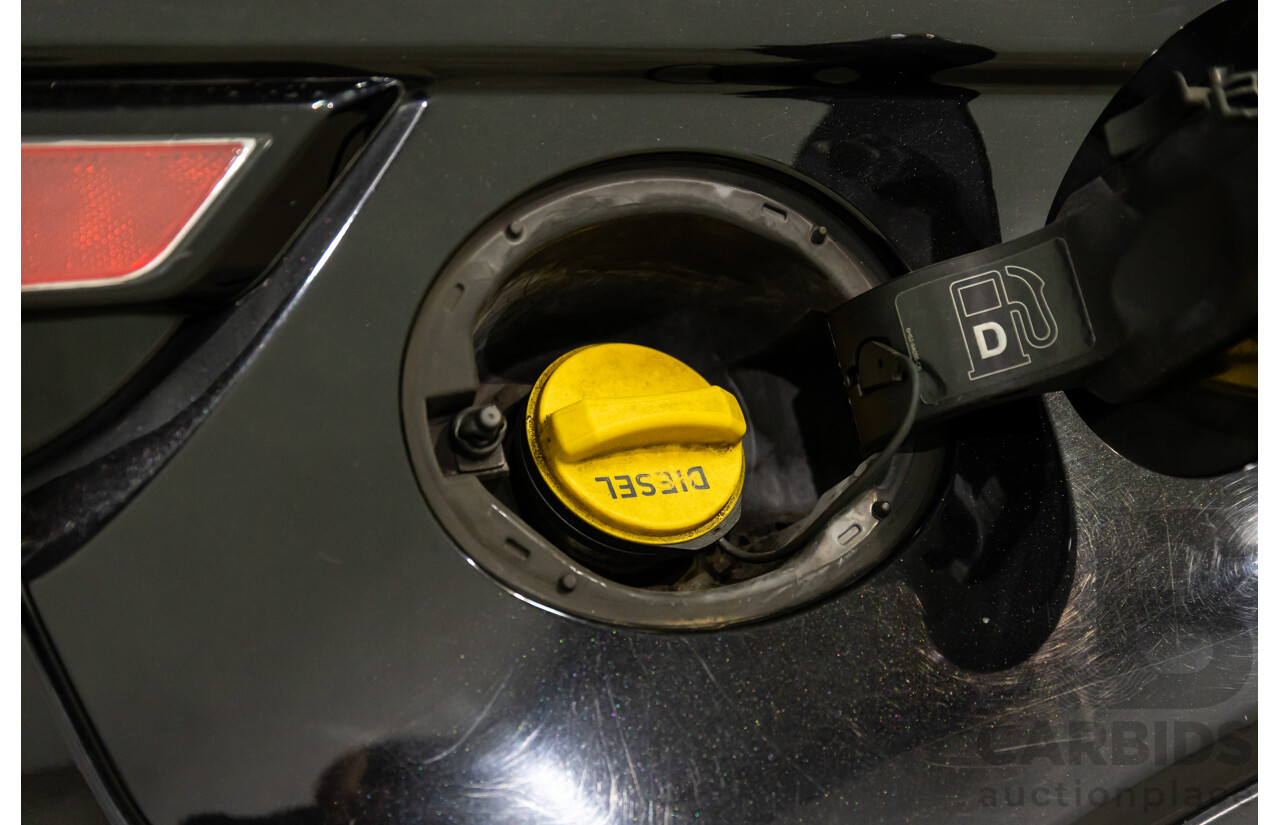 01/2016 Range Rover Evoque Td4 150 SE (AWD) LV MY16 5d Wagon Santorini Black Metallic Turbo Diesel 2.0L