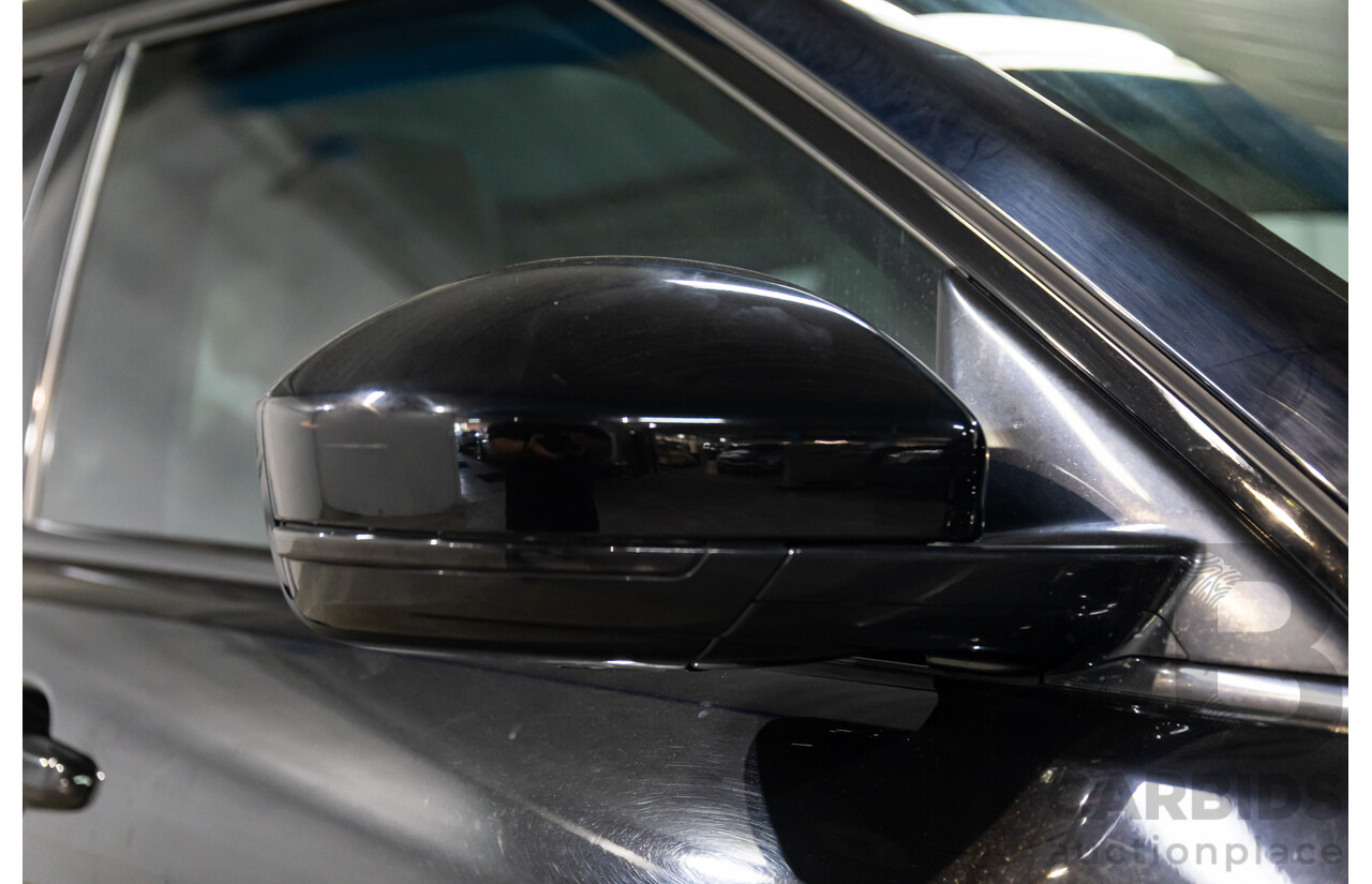 01/2016 Range Rover Evoque Td4 150 SE (AWD) LV MY16 5d Wagon Santorini Black Metallic Turbo Diesel 2.0L