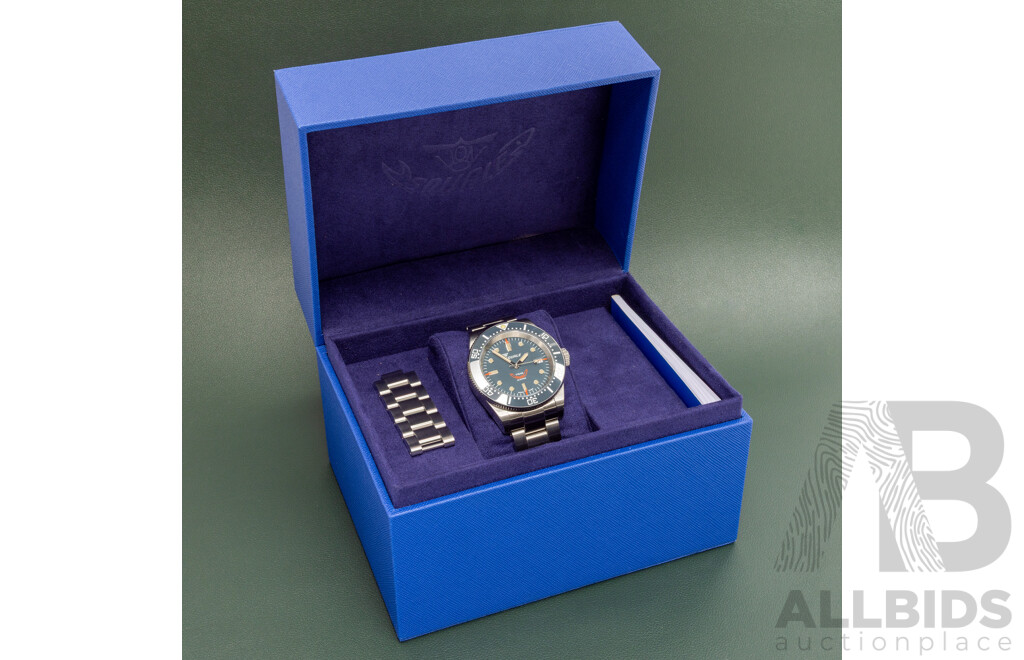 Squale 1545 40mm Automatic Diver’s Watch, Model 1545GG.AC