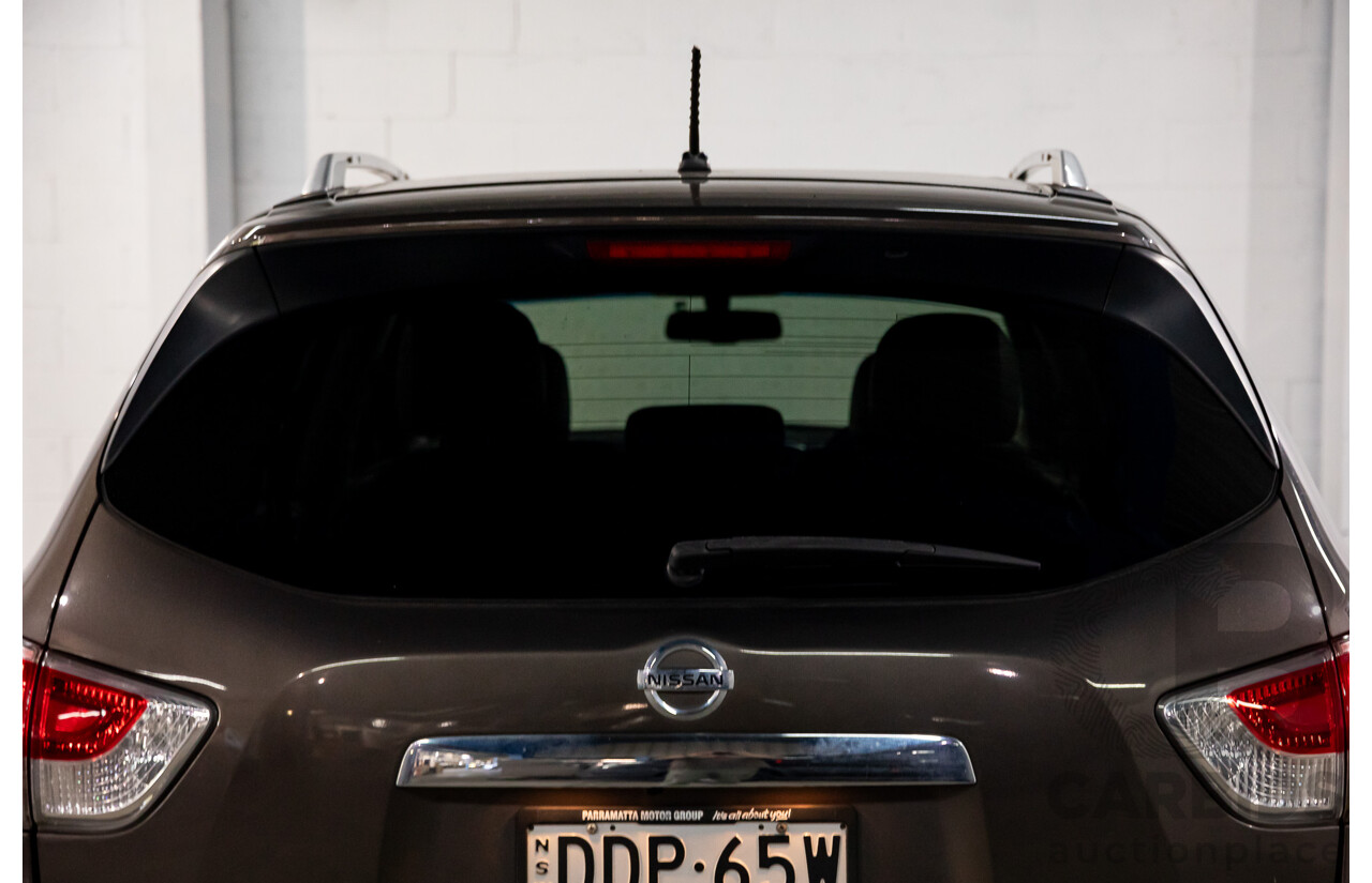 12/2015 Nissan Pathfinder ST-L N-Trek (4x4) R52 MY15 4d Wagon Gun Metallic V6 3.5L